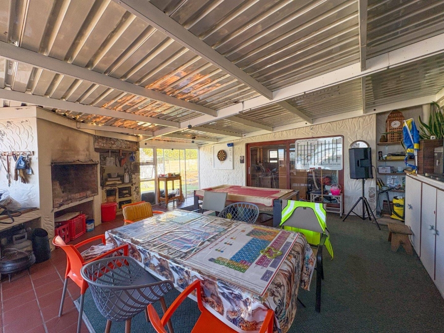 4 Bedroom Property for Sale in Stilbaai Wes Western Cape